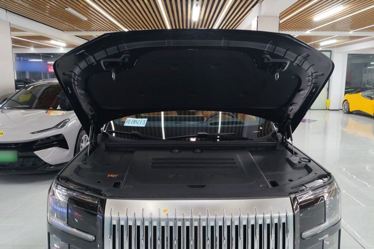 Used Zeekr 9X 2025 Hyper Edition Engine Bay