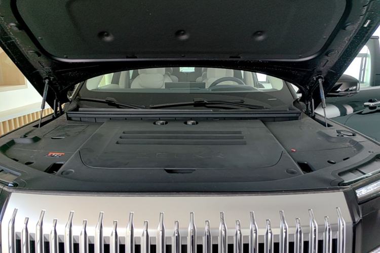 Used Zeekr 9X 2025 Ultra Edition 70kWh Engine Bay