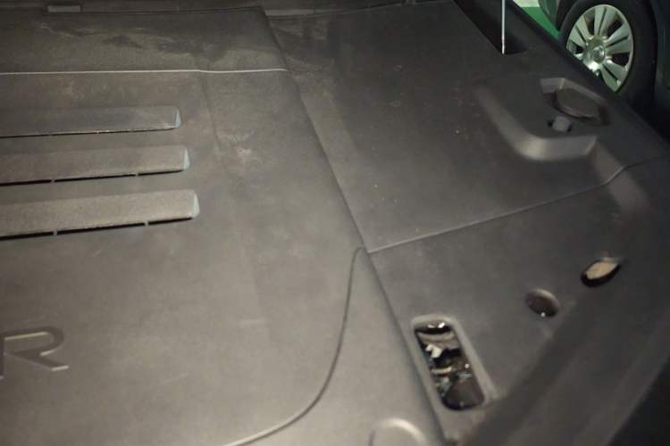 Used Zeekr 9X 2025 Hyper Edition Engine Bay Left