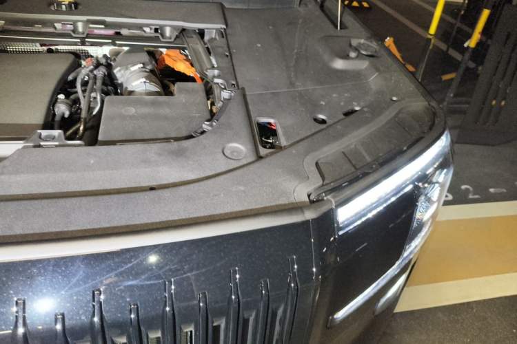 Used Zeekr 9X 2025 Ultra Edition Engine Bay Left