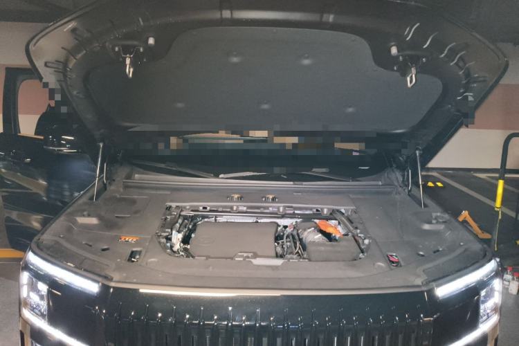Used Zeekr 9X 2025 Ultra Edition Engine Bay