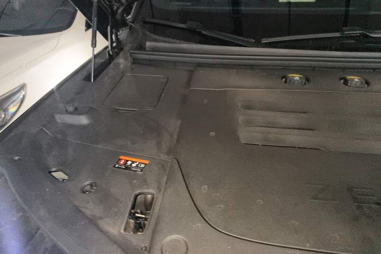 Used Zeekr 9X 2025 Ultra Edition Engine Bay Right
