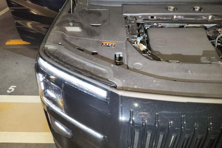 Used Zeekr 9X 2025 Ultra Edition Engine Bay Right