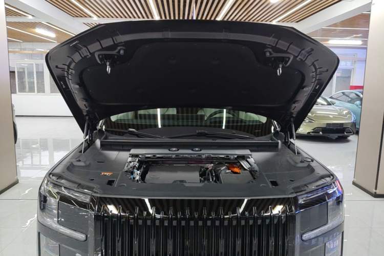 Used Zeekr 9X 2025 Hyper Edition Engine Bay