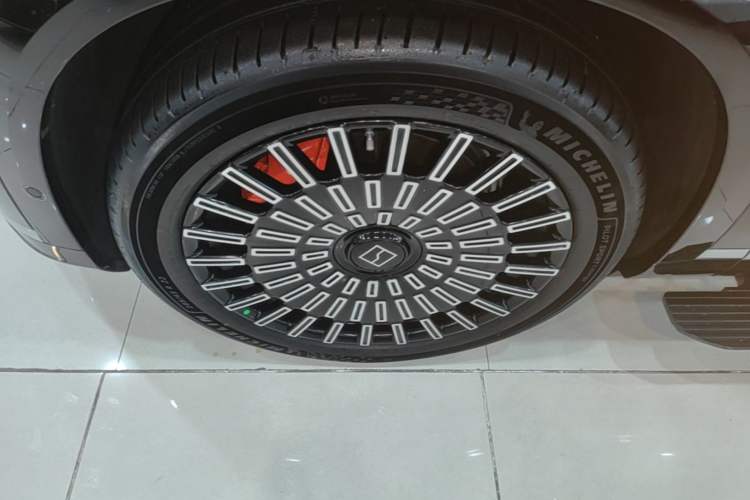 Used Zeekr 9X 2025 Max Edition Exterior 4