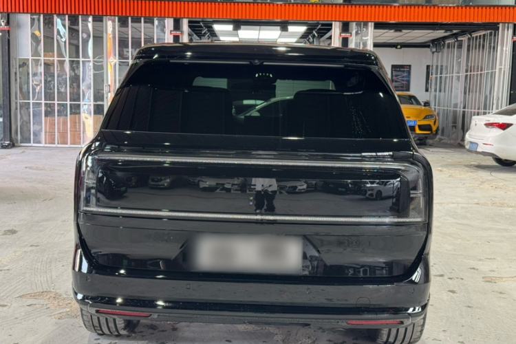 Used Zeekr 9X 2025 Moon Black Edition 70kWh Exterior 5