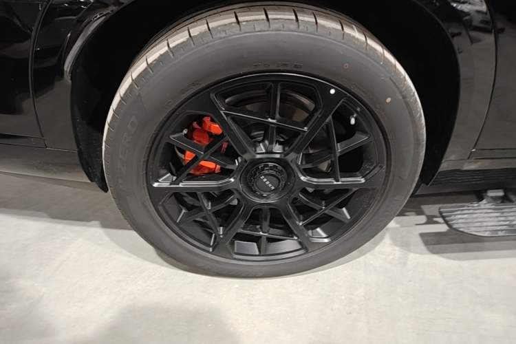 Used Zeekr 9X 2025 Moon Black Edition 70kWh Exterior 5