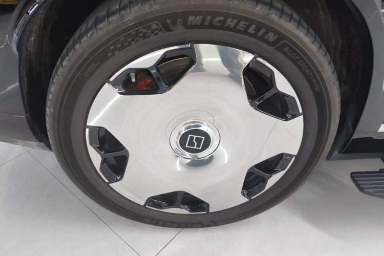 Used Zeekr 9X 2025 Ultra Edition Exterior 5