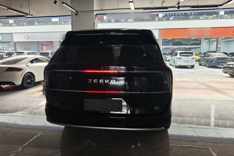 Used Zeekr 9X 2025 Max Edition Exterior 5