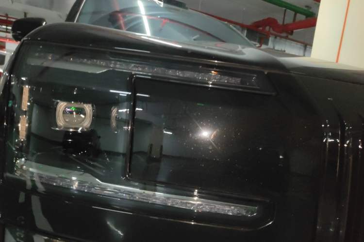 Used Zeekr 9X 2025 Moon Black Edition 70kWh Exterior 6