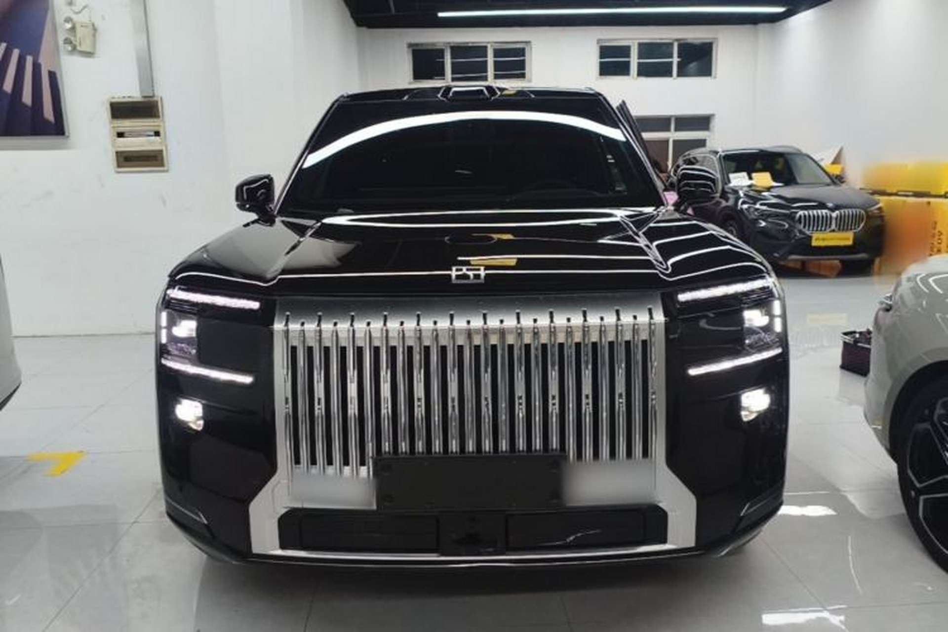 Used Zeekr 9X 2025 Ultra Edition 70kWh Front