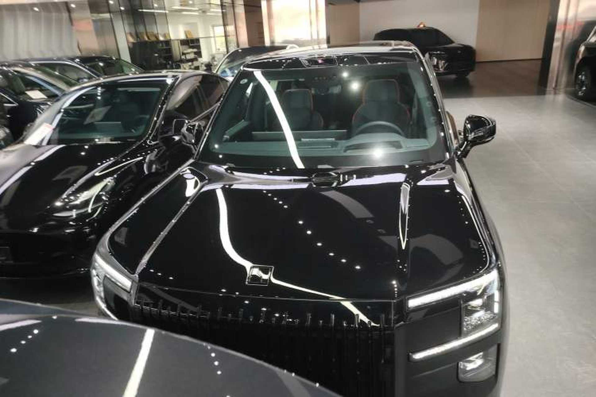 Used Zeekr 9X 2025 Moon Black Edition 70kWh Front