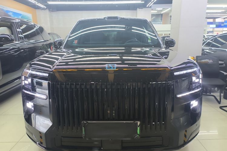 Used Zeekr 9X 2025 Moon Black Edition 70kWh Front