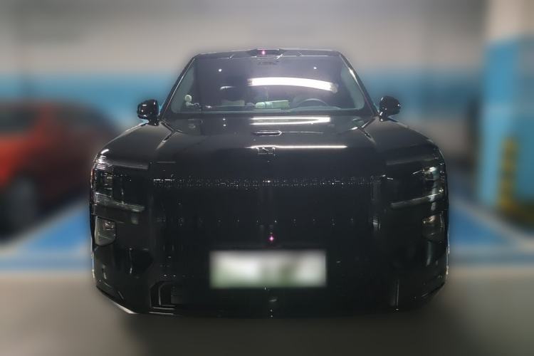 Used Zeekr 9X 2025 Moon Black Edition 70kWh Front