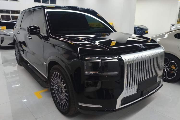 Used Zeekr 9X 2025 Ultra Edition 70kWh Front Right 45 Deg
