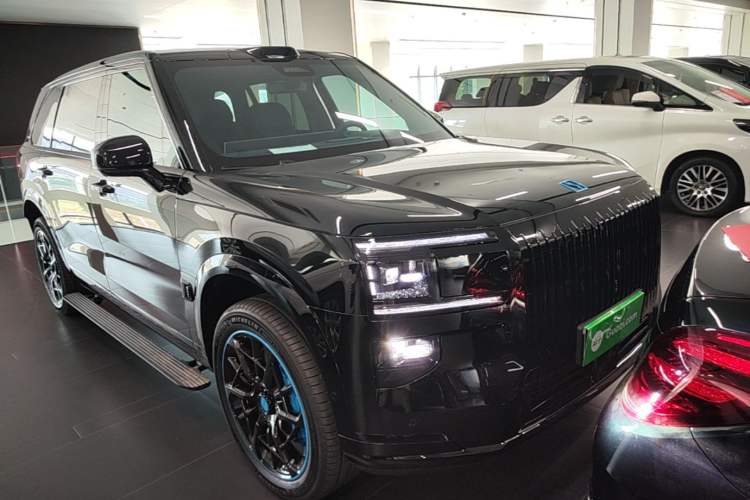 Used Zeekr 9X 2025 Moon Black Edition 70kWh Front Right 45 Deg