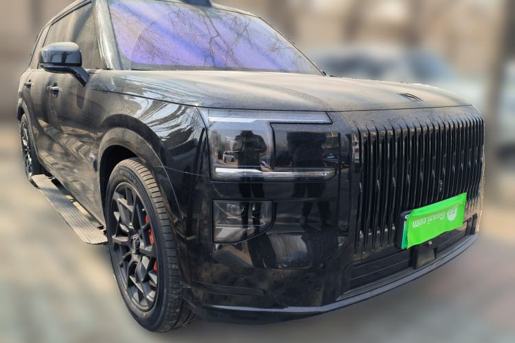 Used Zeekr 9X 2025 Moon Black Edition 70kWh Front Right 45 Deg