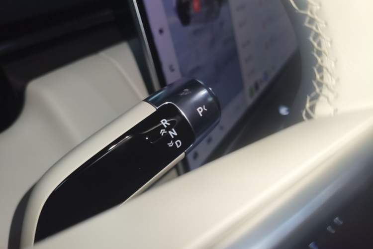 Used Zeekr 9X 2025 Ultra Edition 70kWh Gear Lever