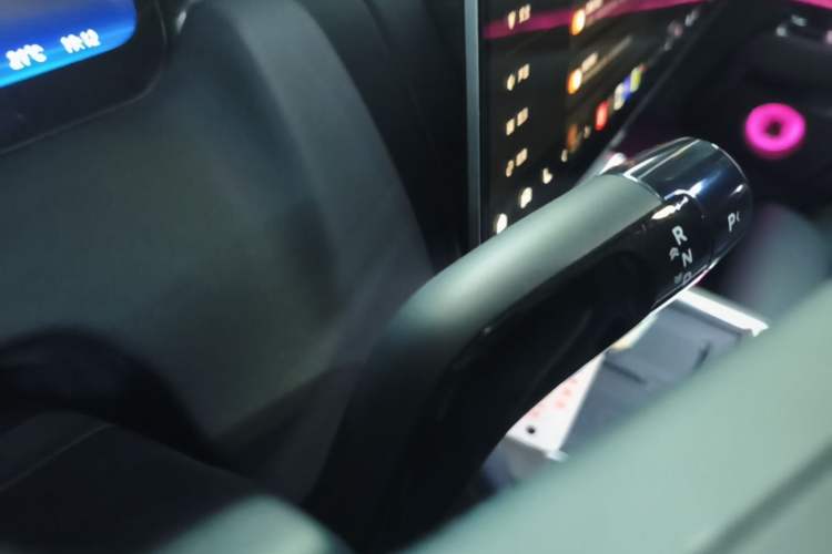 Used Zeekr 9X 2025 Ultra Edition 70kWh Gear Lever