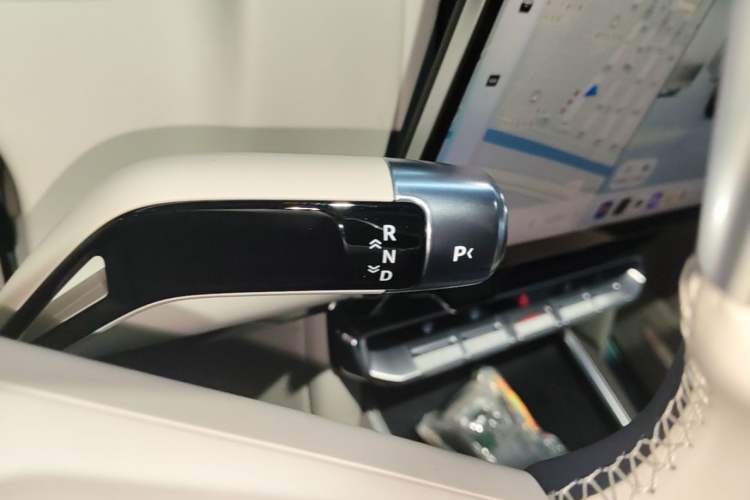 Used Zeekr 9X 2025 Hyper Edition Gear Lever