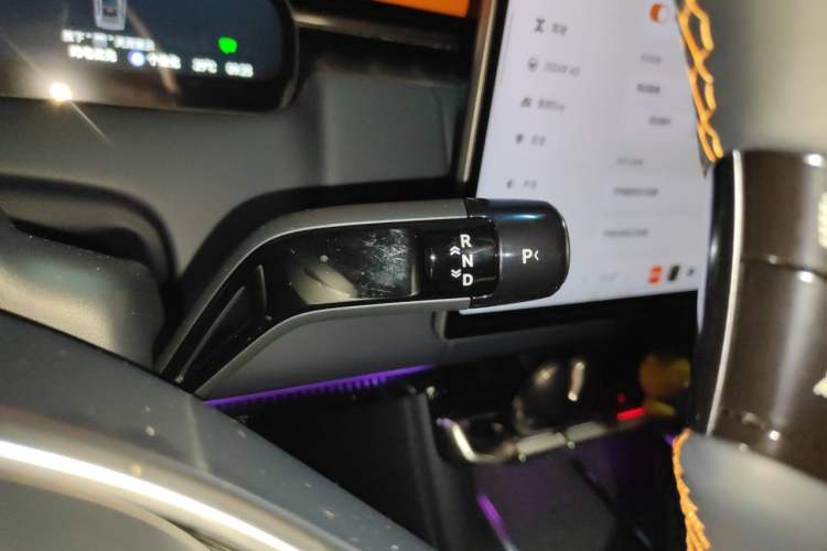 Used Zeekr 9X 2025 Moon Black Edition 70kWh Gear Lever
