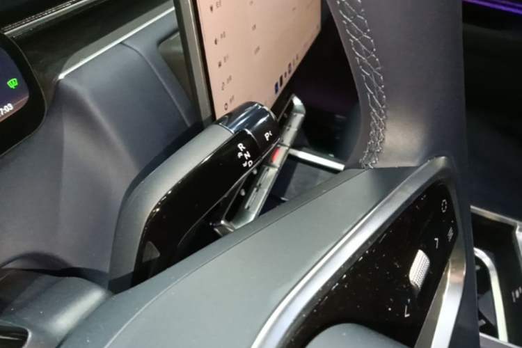 Used Zeekr 9X 2025 Ultra Edition Gear Lever
