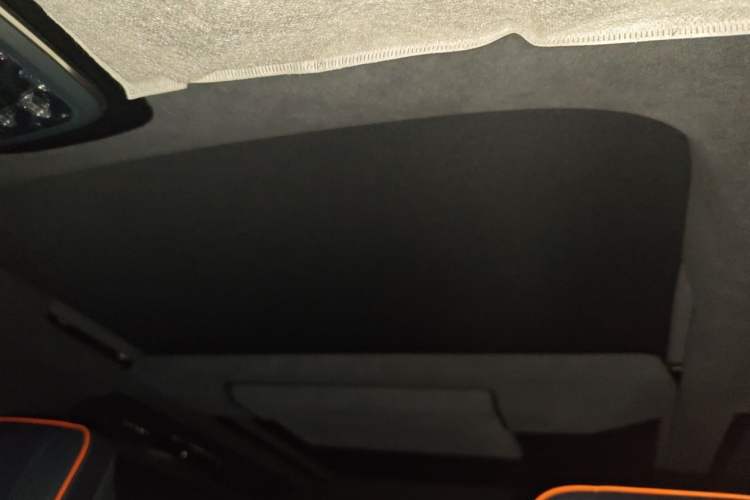 Used Zeekr 9X 2025 Moon Black Edition 70kWh Headliner