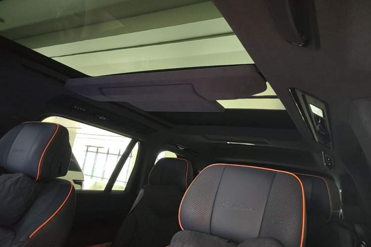 Used Zeekr 9X 2025 Moon Black Edition 70kWh Headliner