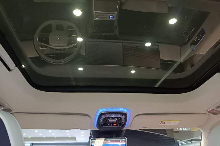 Used Zeekr 9X 2025 Ultra Edition Headliner