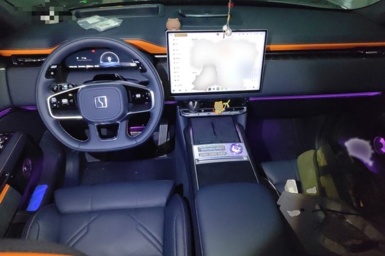 Used Zeekr 9X 2025 Moon Black Edition 70kWh Interior 2