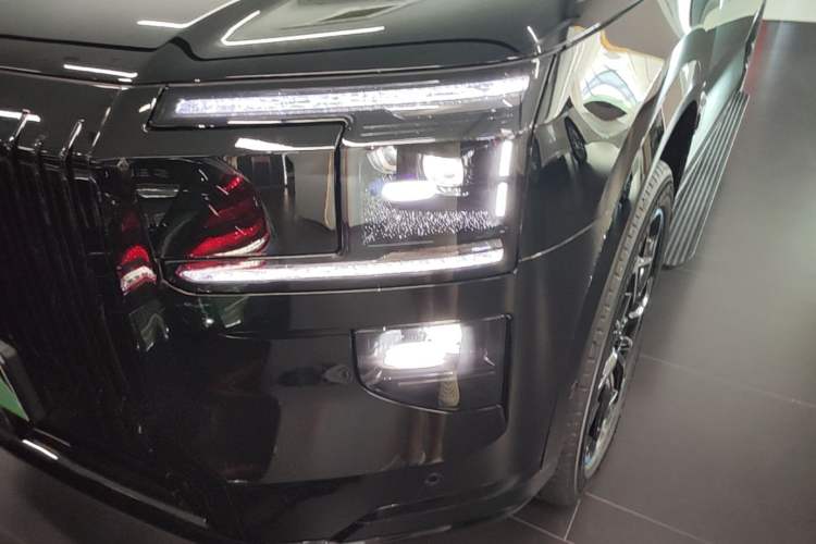 Used Zeekr 9X 2025 Moon Black Edition 70kWh Left Front Headlight