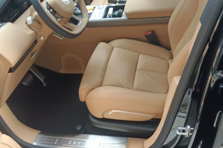 Used Zeekr 9X 2025 Max Edition Left Front Seat