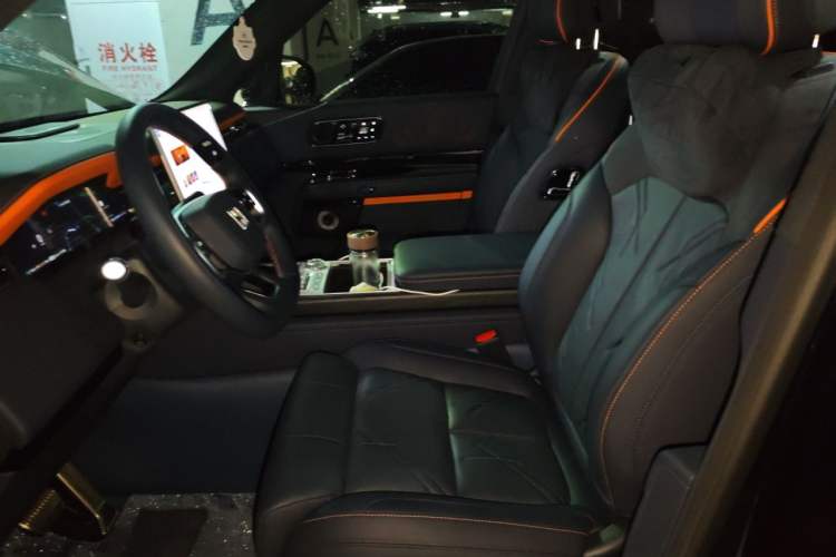 Used Zeekr 9X 2025 Moon Black Edition 70kWh Left Front Seat