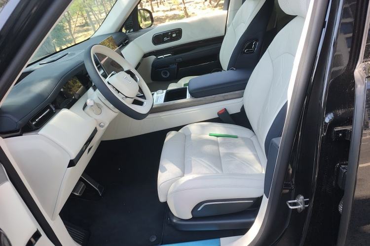 Used Zeekr 9X 2025 Ultra Edition 70kWh Left Front Seat