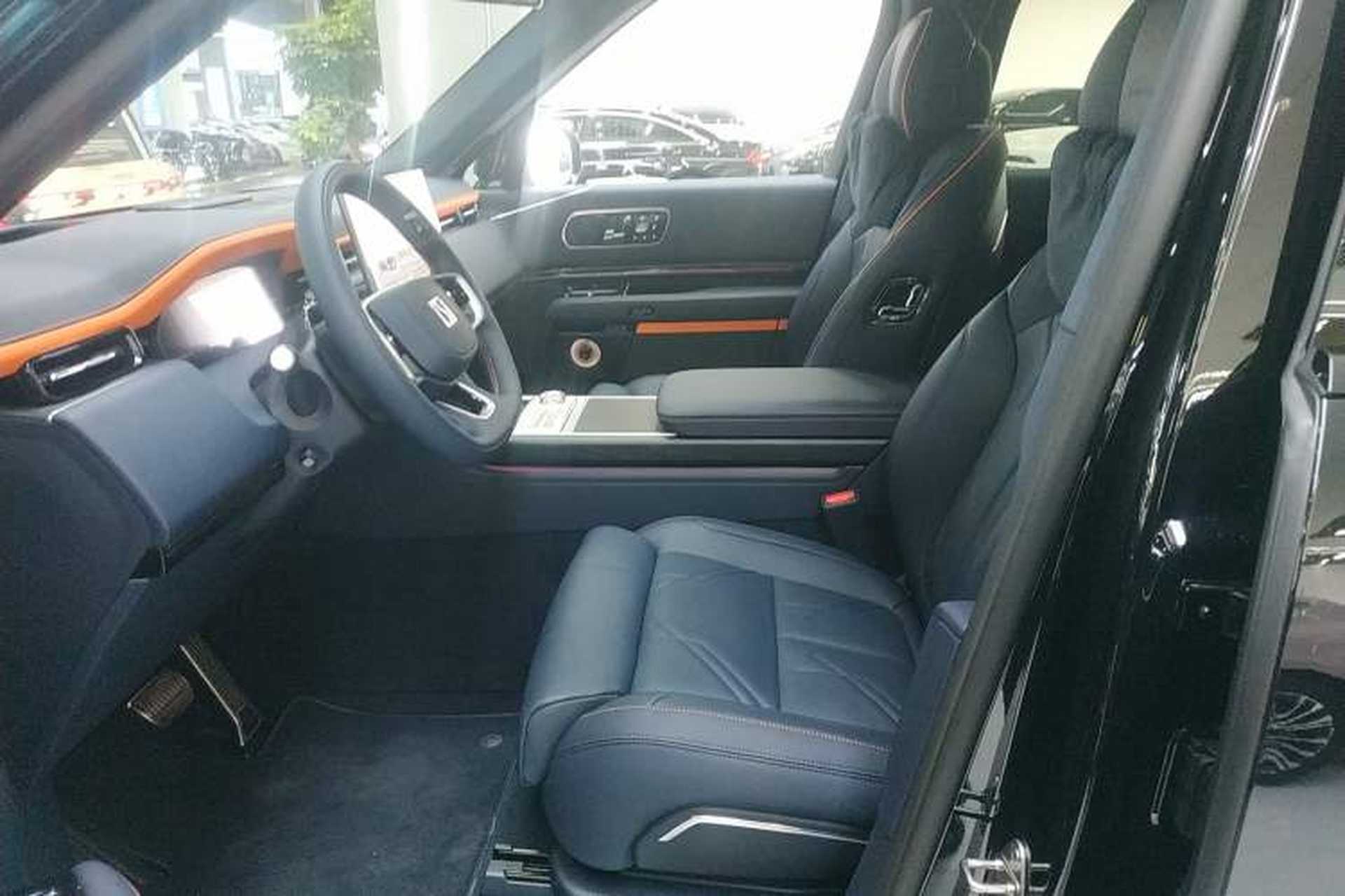 Used Zeekr 9X 2025 Moon Black Edition 70kWh Left Front Seat