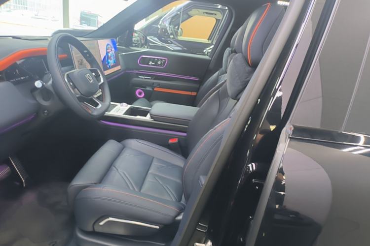 Used Zeekr 9X 2025 Moon Black Edition 70kWh Left Front Seat