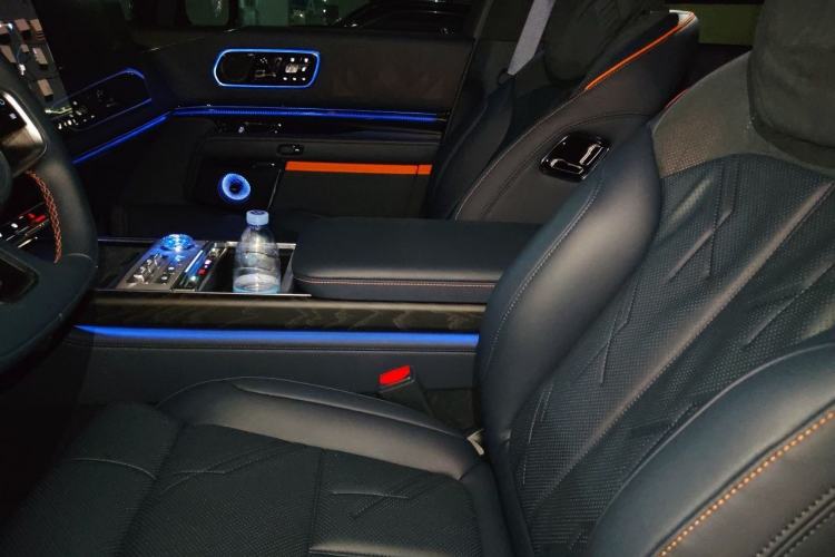 Used Zeekr 9X 2025 Moon Black Edition 70kWh Left Front Seat