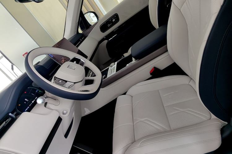 Used Zeekr 9X 2025 Ultra Edition 70kWh Left Front Seat