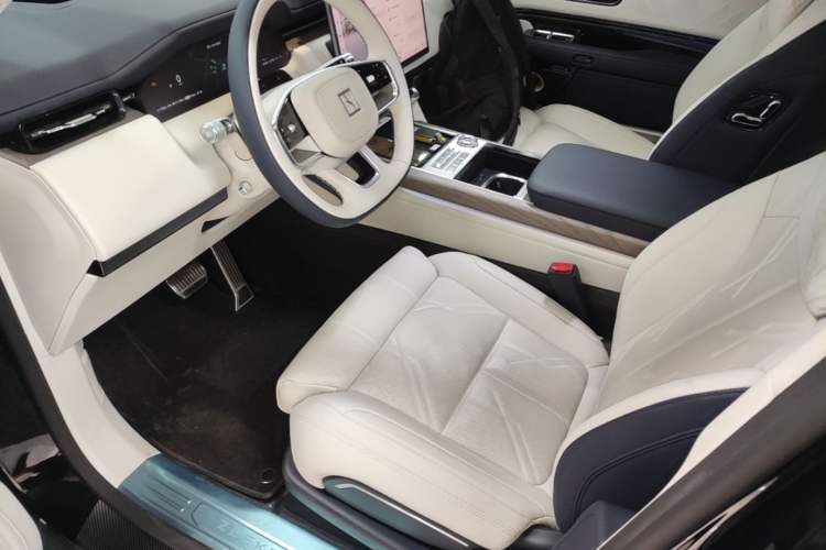 Used Zeekr 9X 2025 Ultra Edition 70kWh Left Front Seat