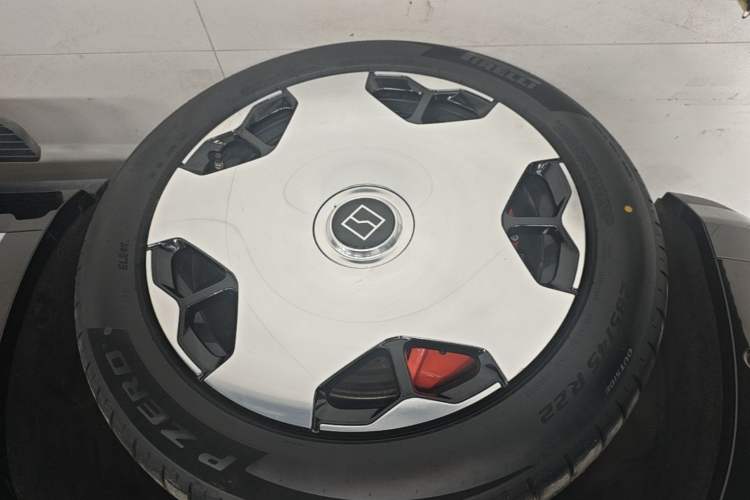 Used Zeekr 9X 2025 Hyper Edition Left Front Wheel Hub