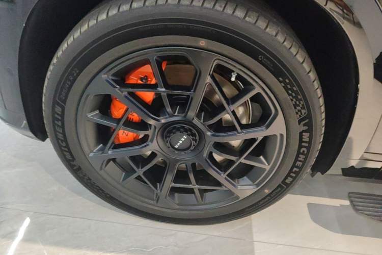 Used Zeekr 9X 2025 Hyper Edition Left Front Wheel Hub
