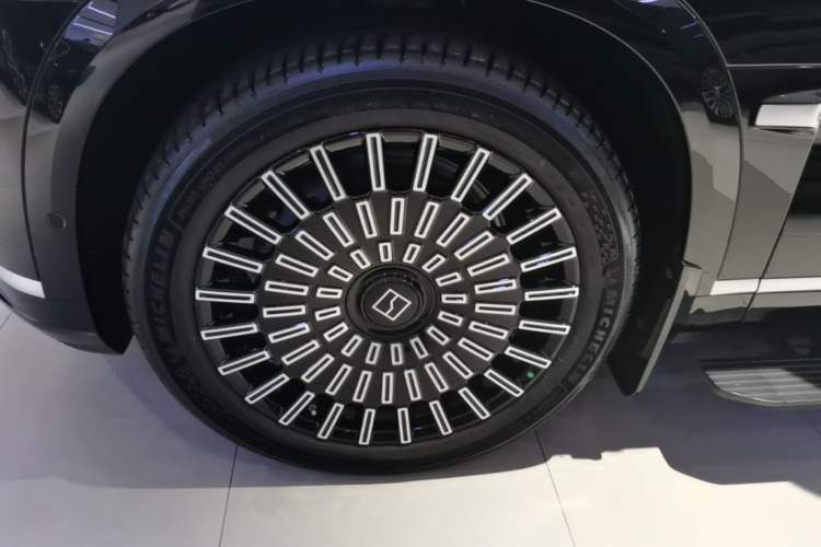 Used Zeekr 9X 2025 Ultra Edition 70kWh Left Front Wheel Hub