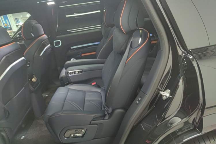 Used Zeekr 9X 2025 Moon Black Edition 70kWh Left Rear Seat