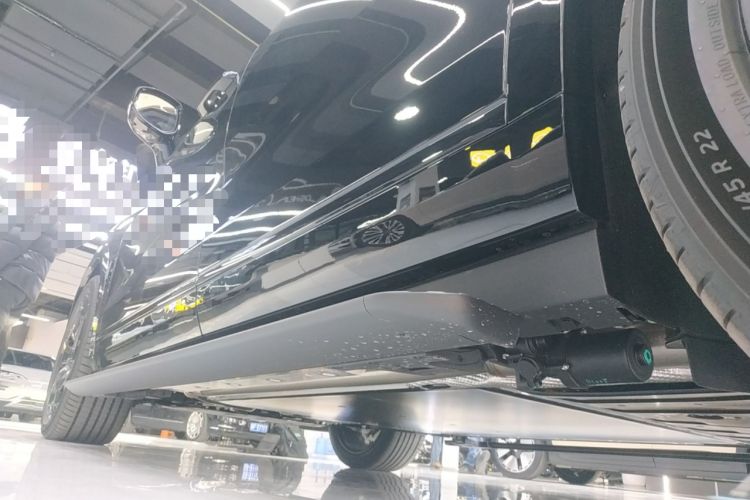 Used Zeekr 9X 2025 Moon Black Edition 70kWh Left Side Sill
