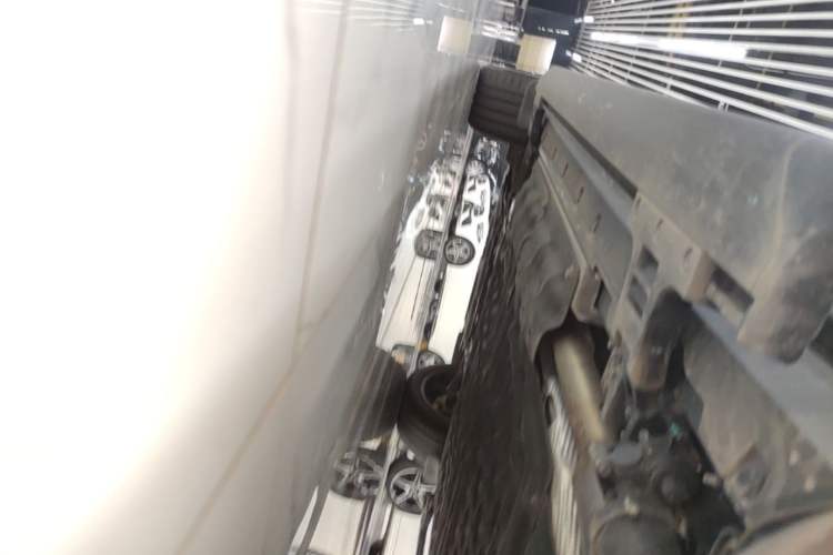 Used Zeekr 9X 2025 Ultra Edition 70kWh Left Side Sill