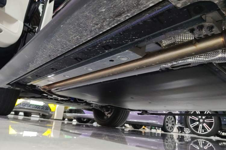 Used Zeekr 9X 2025 Hyper Edition Left Side Sill