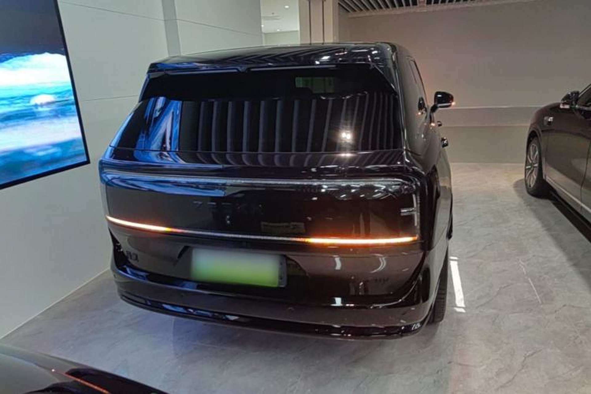 Used Zeekr 9X 2025 Moon Black Edition 70kWh Rear