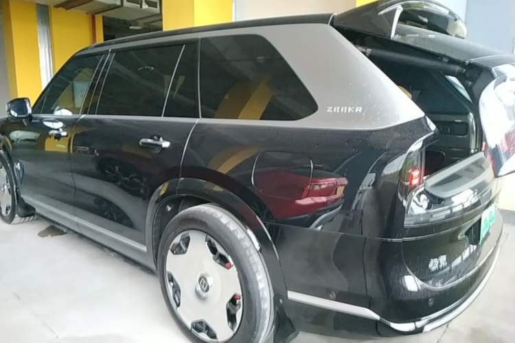 Used Zeekr 9X 2025 Ultra Edition 70kWh Rear Left 45 Deg