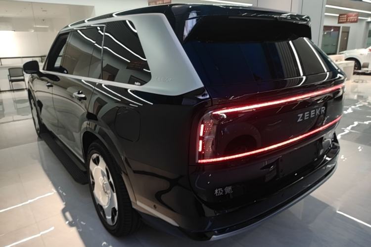 Used Zeekr 9X 2025 Hyper Edition Rear Left 45 Deg