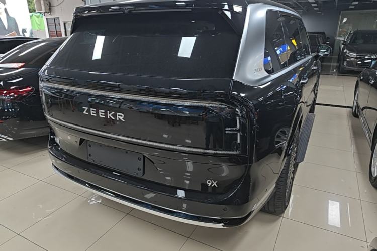 Used Zeekr 9X 2025 Ultra Edition 70kWh Rear Right 45 Deg